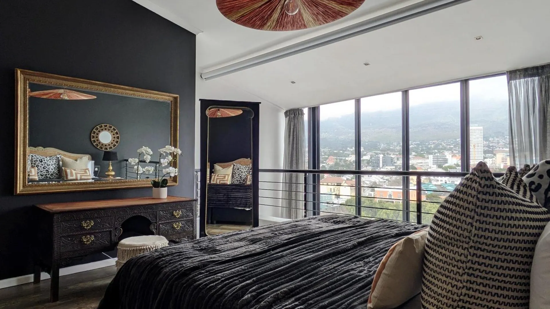 Cape Town City Centre 3 Bed Penthouse With Pool And Free Parking Family Friendly Κέιπ Τάουν